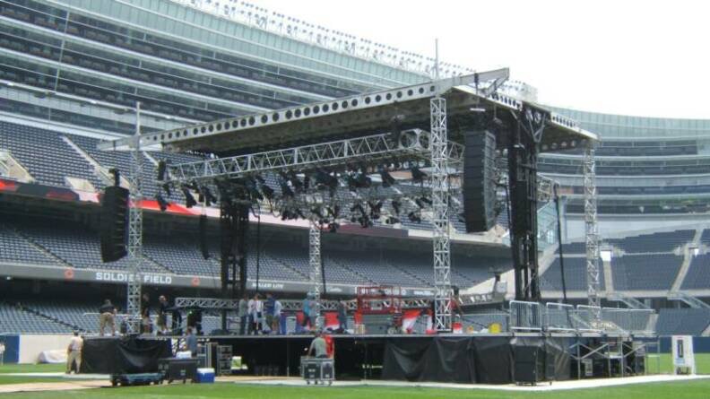 534038show-29_op_792x445.jpg